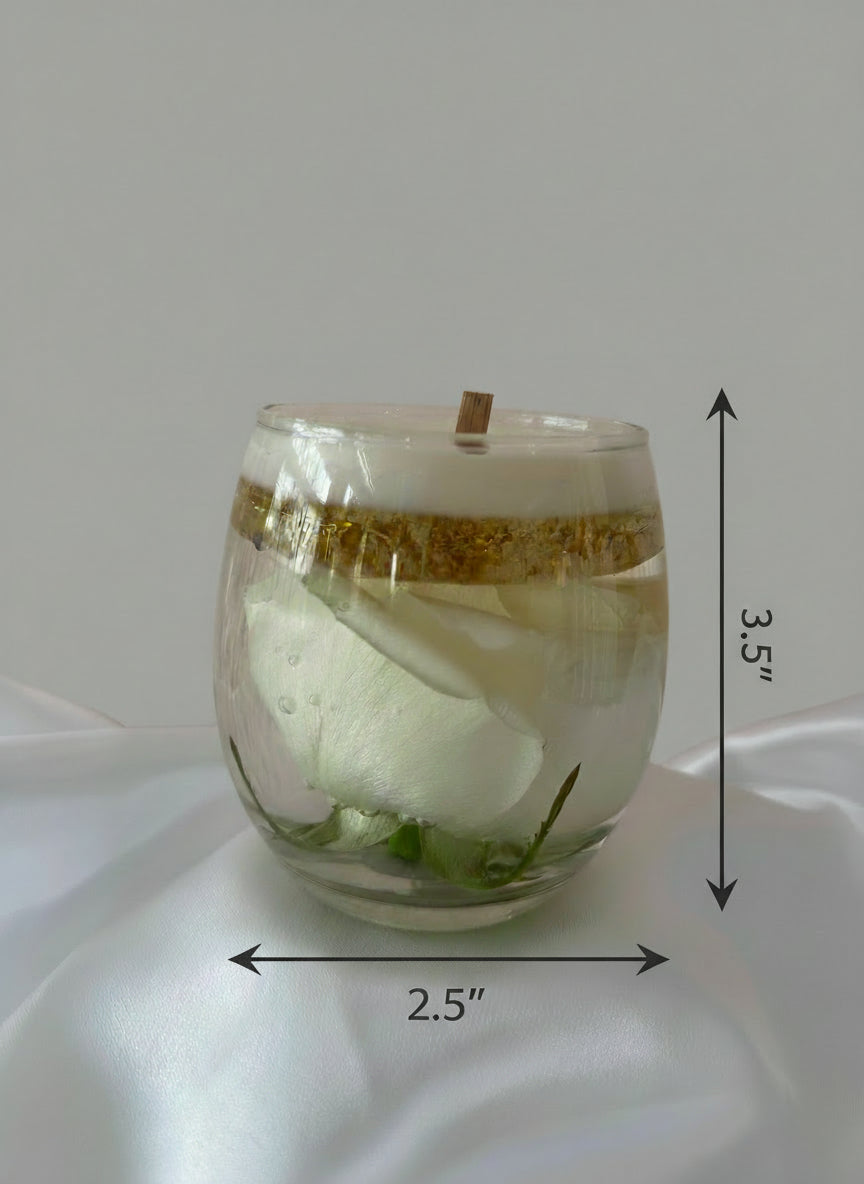 Golden Bloom Water Candle
